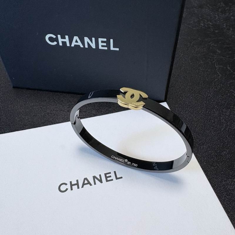 Chanel Bracelet 05yxs37